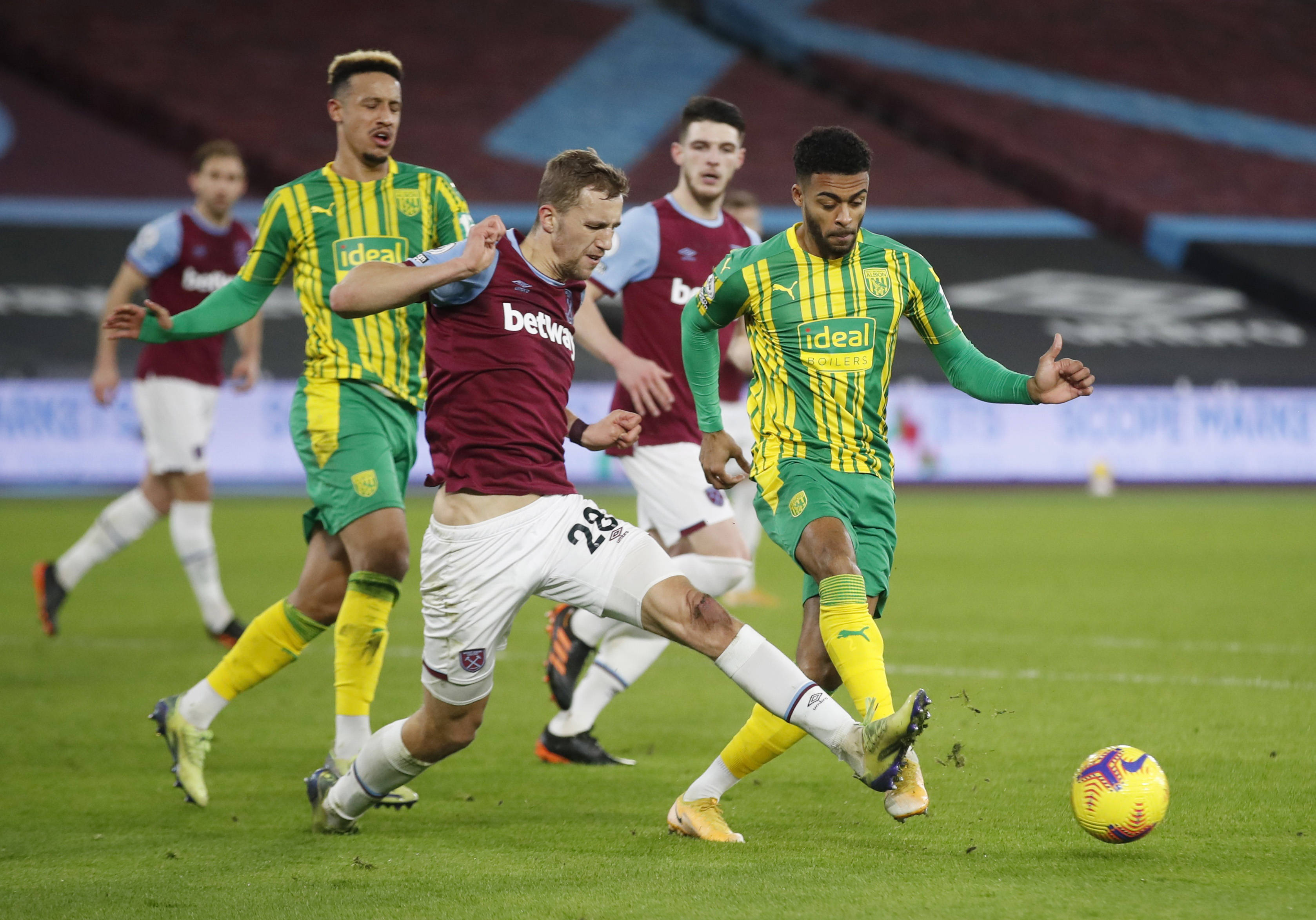 詹姆斯眼中 詹姆斯眼中